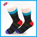 2015 neu eingetroffene farbige Baumwollsocken für Erwachsene warm und super weich